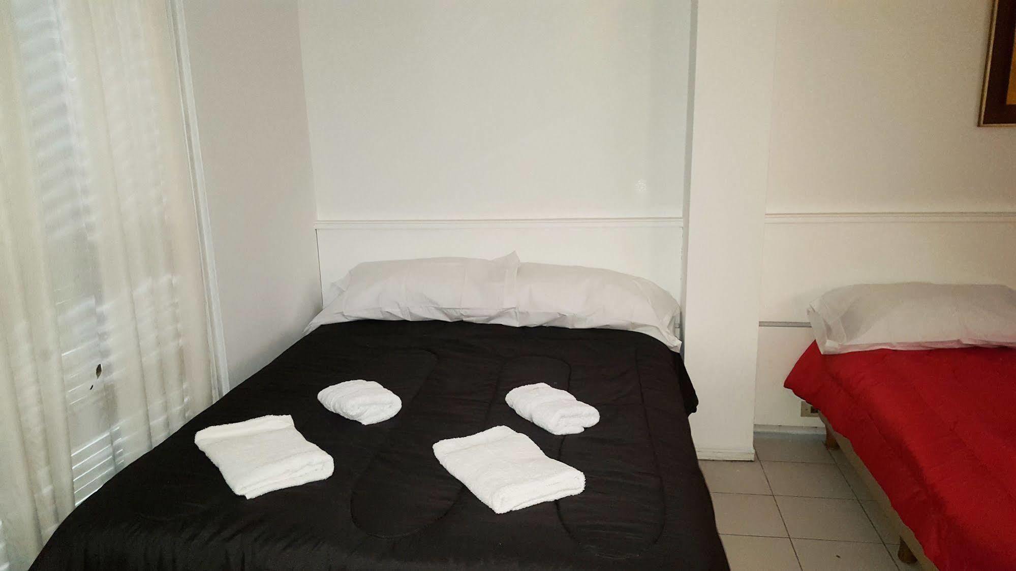 فندق Cels Andins ميندوزا المظهر الخارجي الصورة