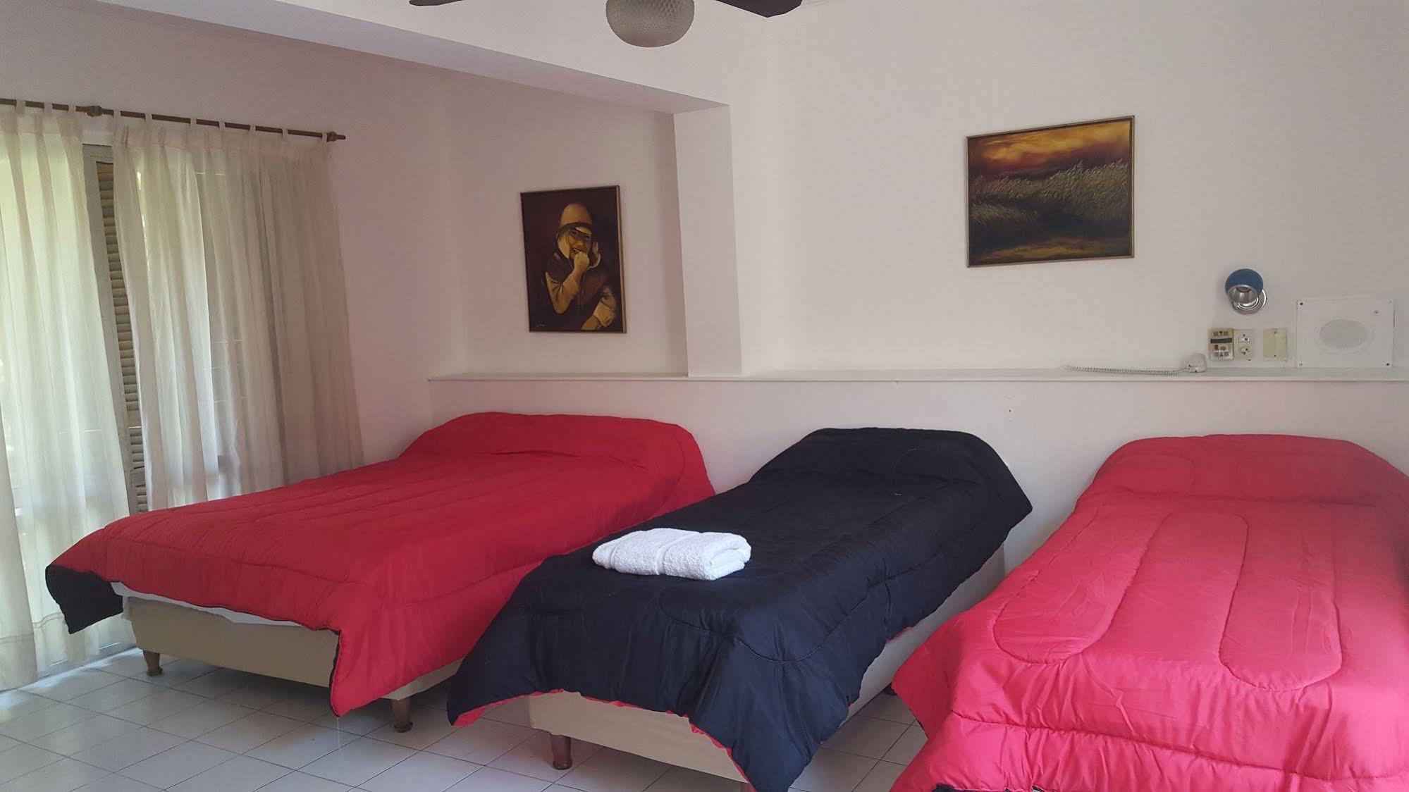 فندق Cels Andins ميندوزا المظهر الخارجي الصورة